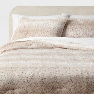 Threshold - Full/Queen Leopard Faux Fur Comforter and Sham Set Leopard